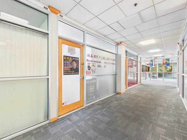 Office for sale in Richmond, Richmond, 3013 8700 McKim Way, 224986581 | Realtylink.org
