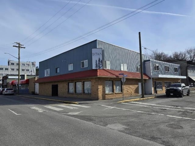 Retail for sale in Terrace, Terrace, 4558 Lazelle Avenue, 224986655 | Realtylink.org