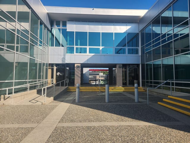 Office for lease in Abbotsford, Abbotsford, 275 32160 South Fraser Way, 224986680 | Realtylink.org