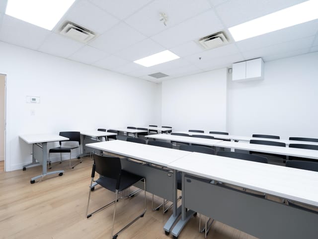 Office for sale in Burnaby, Burnaby South, 306,308,310 4538 Kingsway, 224986693 | Realtylink.org