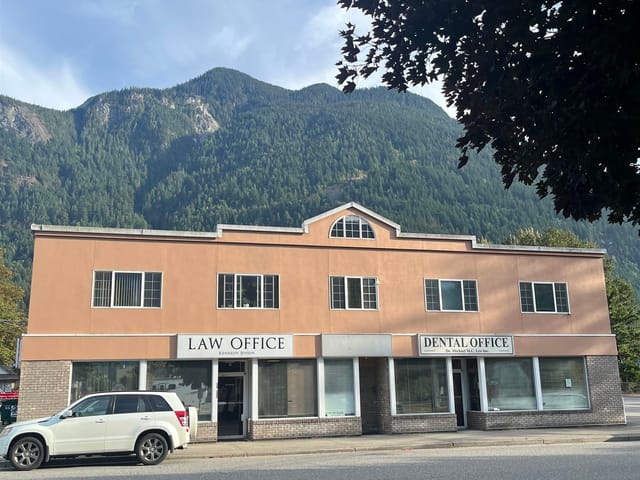 Retail for sale in Hope, Hope & Area, 100 Fort Street, 224986800 | Realtylink.org
