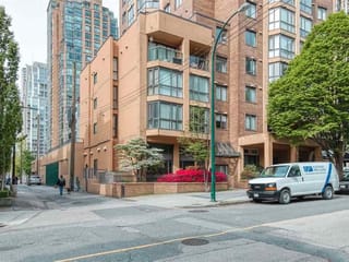Retail for sale in Vancouver, Vancouver West, 438 Helmcken Street, 224986823 | Realtylink.org