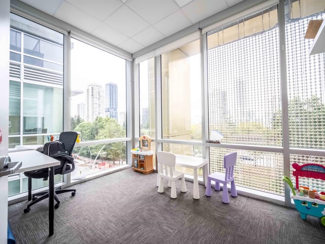Office for lease in Burnaby, Burnaby South, 402 4378 Beresford Street, 224986876 | Realtylink.org