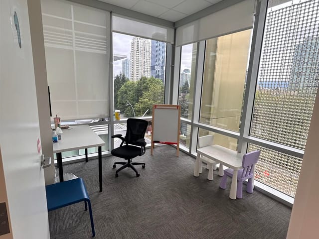 Office for lease in Burnaby, Burnaby South, 402 4378 Beresford Street, 224986876 | Realtylink.org