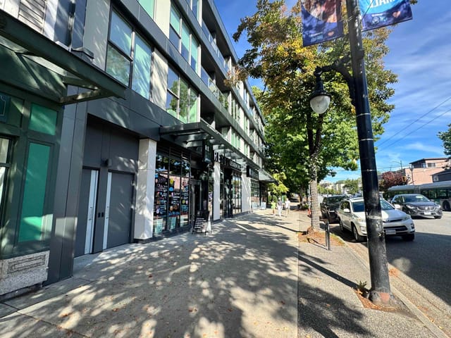 Retail for lease in Vancouver, Vancouver West, 2525 W Broadway, 224987047 | Realtylink.org