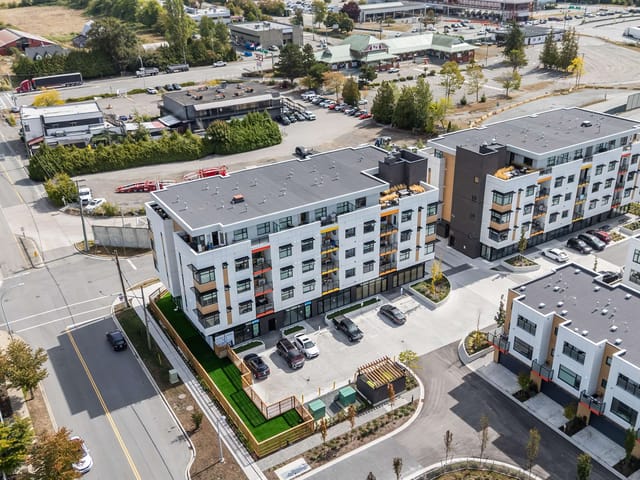 Retail for sale in Surrey, South Surrey White Rock, 101 185 175a Street, 224987086 | Realtylink.org
