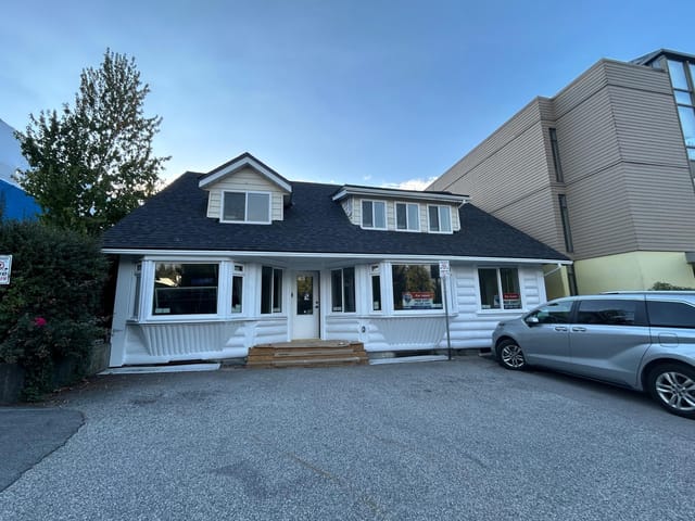 Retail for lease in North Vancouver, North Vancouver, 2211 Panorama Drive, 224987098 | Realtylink.org