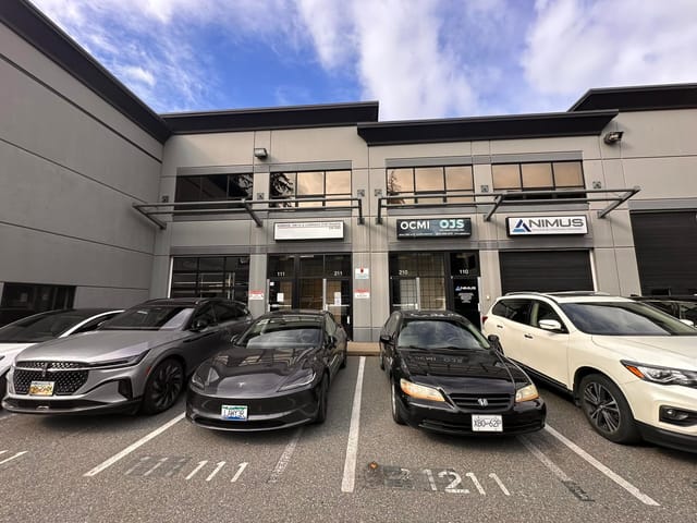 Office for sale in Surrey, South Surrey White Rock, 111 & 211 15272 Croydon Drive, 224987234 | Realtylink.org