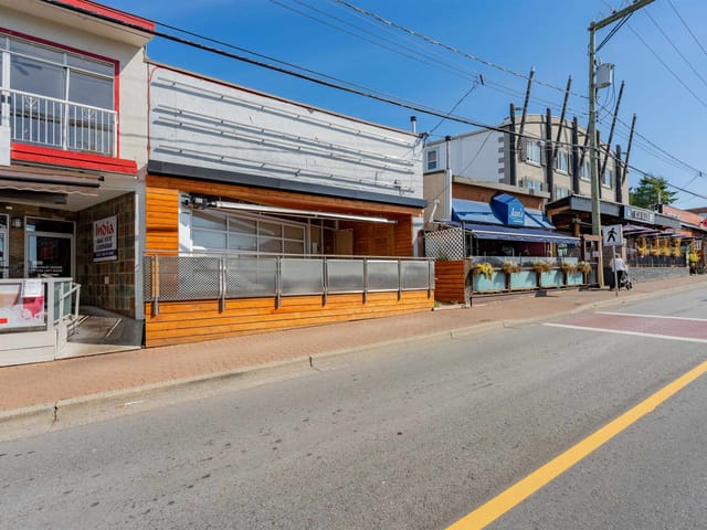 Retail for lease in White Rock, South Surrey White Rock, 14985 Marine Drive, 224987250 | Realtylink.org
