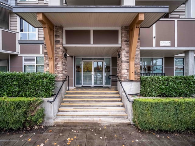 Retail for sale in Pitt Meadows, Pitt Meadows, 110 12409 Harris Road, 224987753 | Realtylink.org