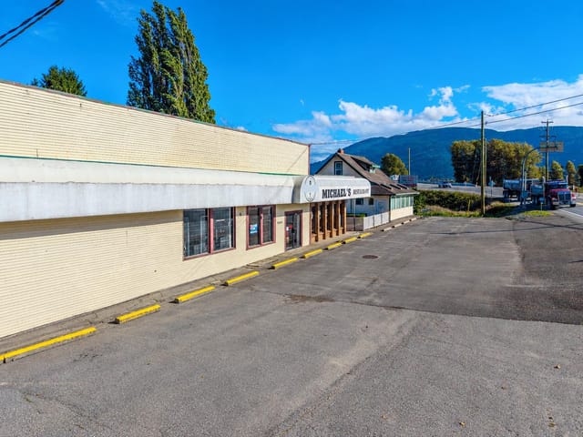 Retail for lease in Mission, Mission, A 37165 Lougheed Highway, 224987883 | Realtylink.org