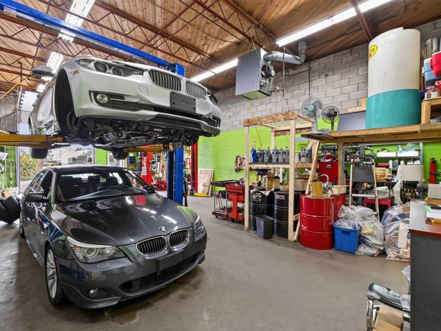 Business for sale in Burnaby, Burnaby South, 5757 Beresford Street, 224987950 | Realtylink.org