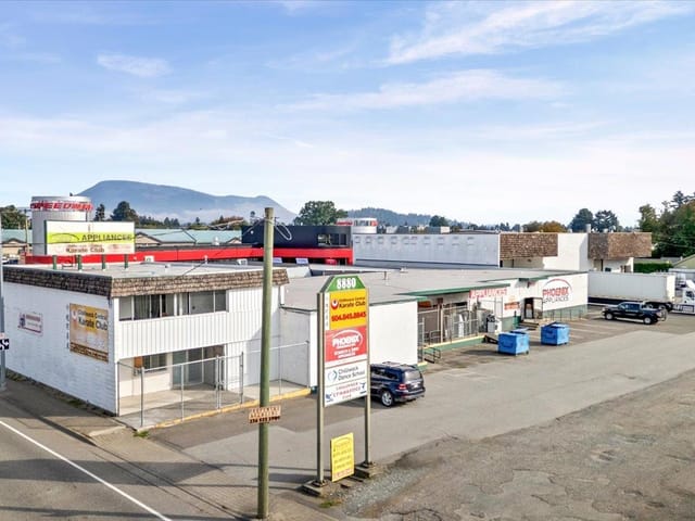 Industrial for sale in Chilliwack, Chilliwack, 8880 Young Road, 224988002 | Realtylink.org