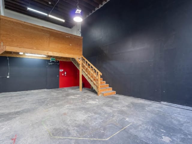 Industrial for lease in New Westminster, New Westminster, 130 131 Eleventh Street, 224988172 | Realtylink.org