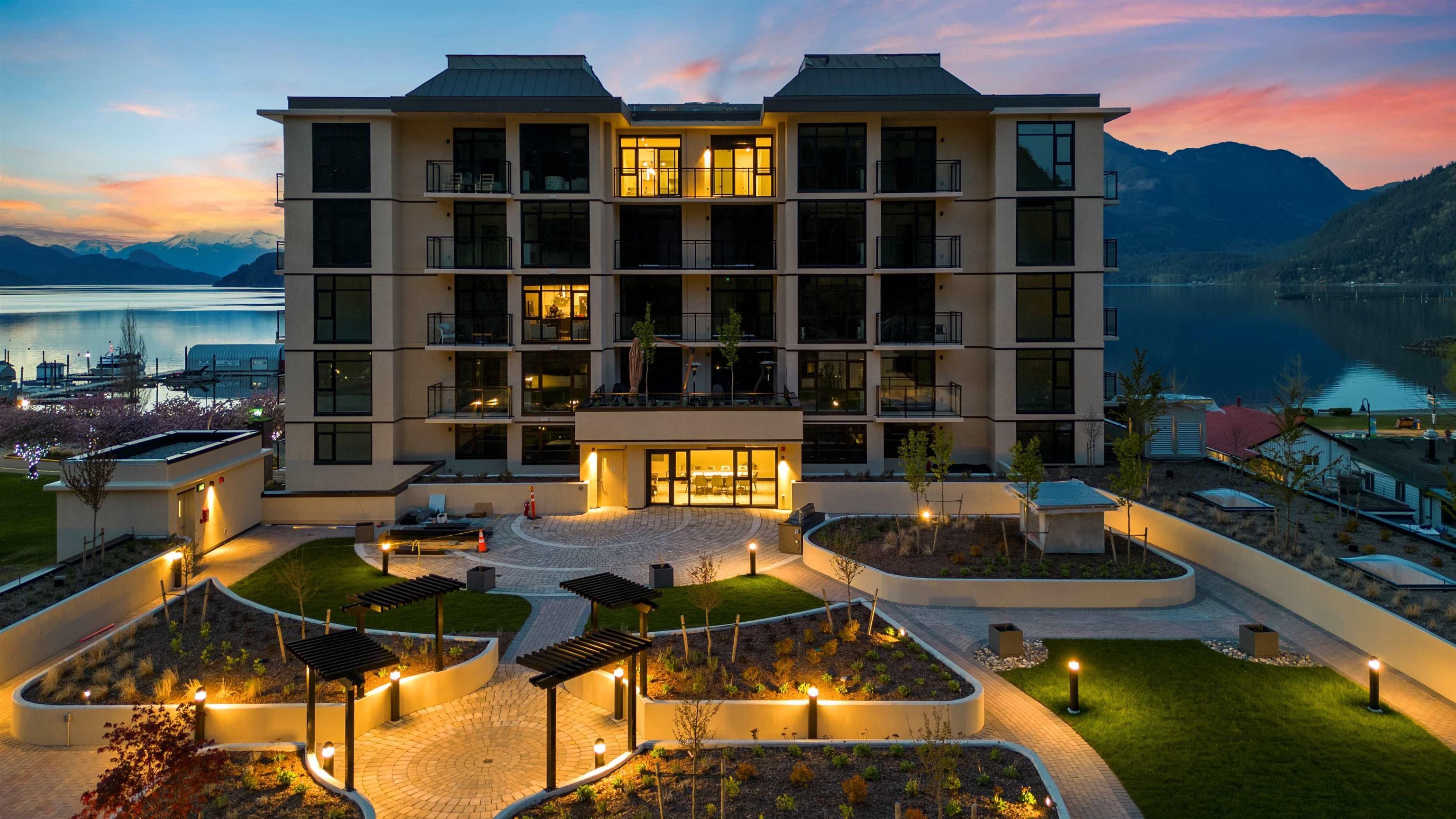 Apartment for sale in Harrison Hot Springs, Harrison Lake, 507 120 Esplanade Avenue, 262880453 | Realtylink.org