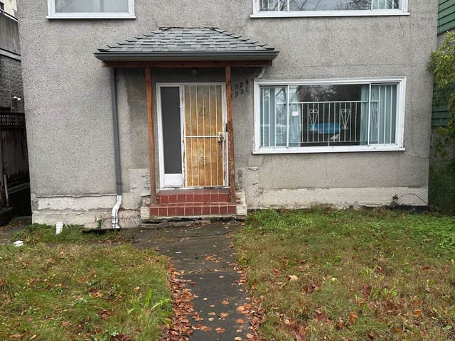 House for sale in Vancouver, Vancouver East, 1929 E Broadway, 262921548 | Realtylink.org