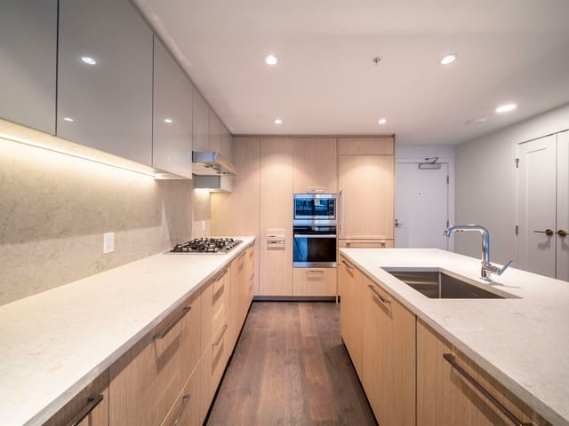 Apartment for sale in Richmond, Richmond, 702 8155 Capstan Way, 262966964 | Realtylink.org