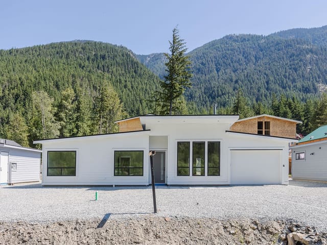 House for sale in Sunshine Valley, Hope & Area, HG 187 71358 Grove Place, 262974708 | Realtylink.org