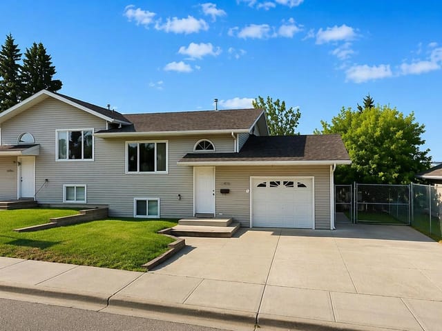 Duplex for sale in Fort St. John, Fort St. John, 8707 89 Avenue, 262978740 | Realtylink.org