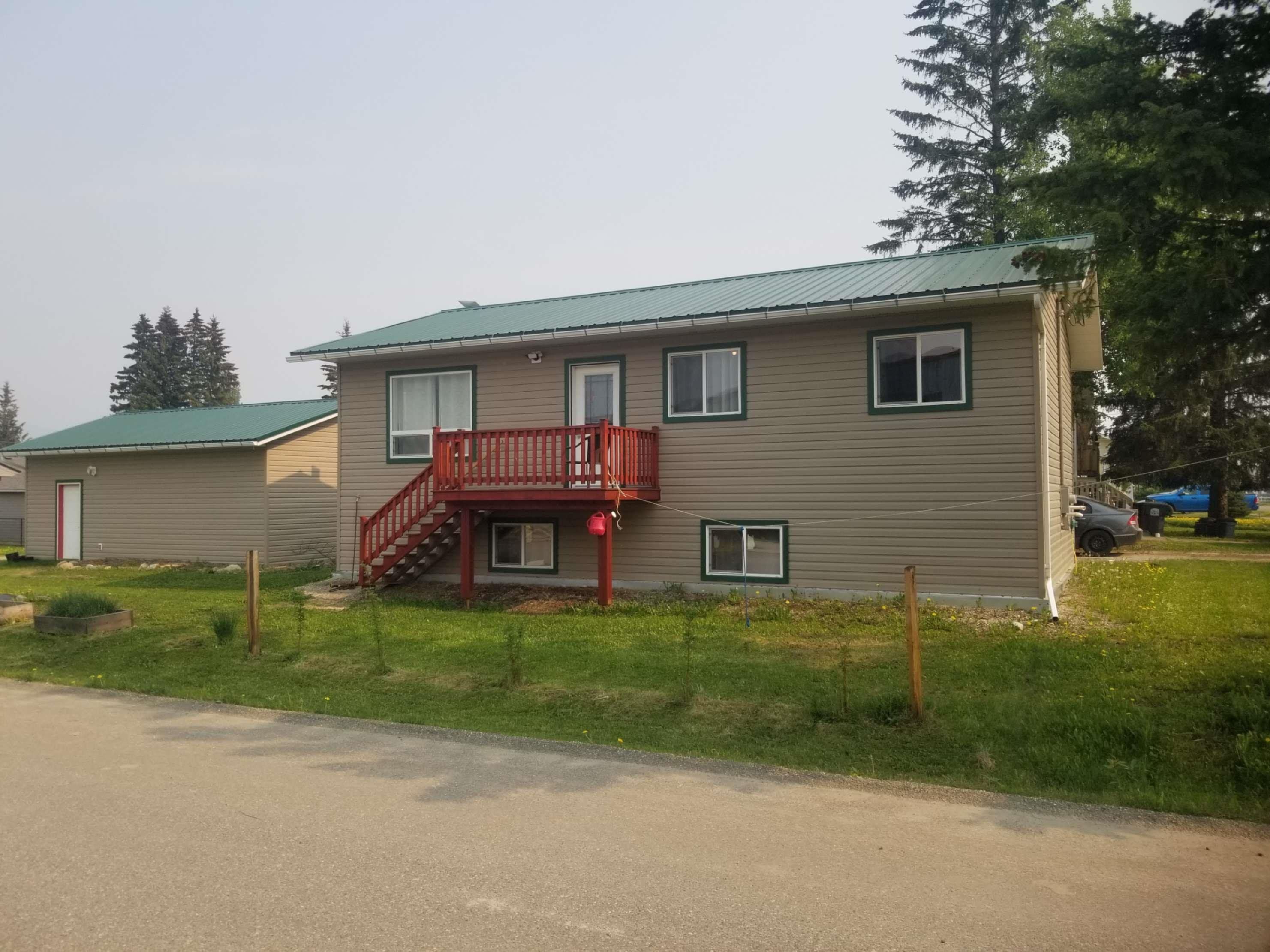 House for sale in McBride, Robson Valley, 806 4th Avenue, 262992767 | Realtylink.org