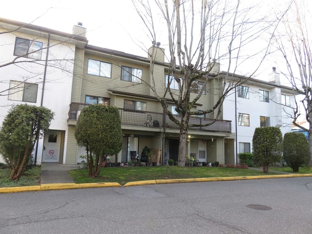 Apartment for sale in Surrey, Surrey, 208 7165 133 Street, 262996025 | Realtylink.org