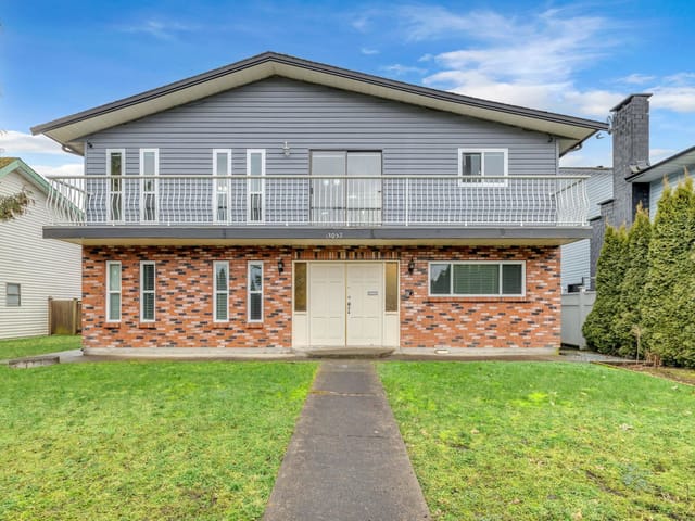 House for sale in Surrey, Surrey, 13052 64 Avenue, 262997830 | Realtylink.org