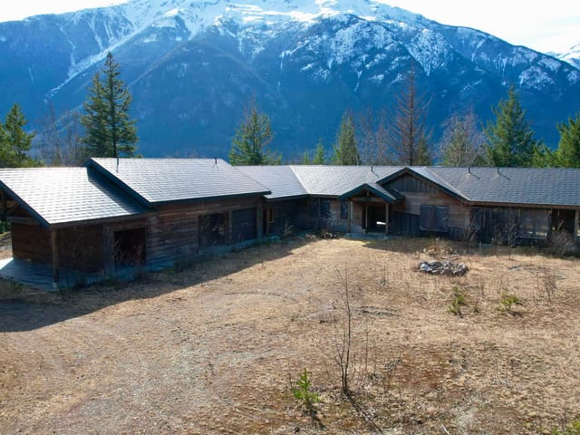 House for sale in Bella Coola, Williams Lake, 2712 Egan Road, 263002392 | Realtylink.org