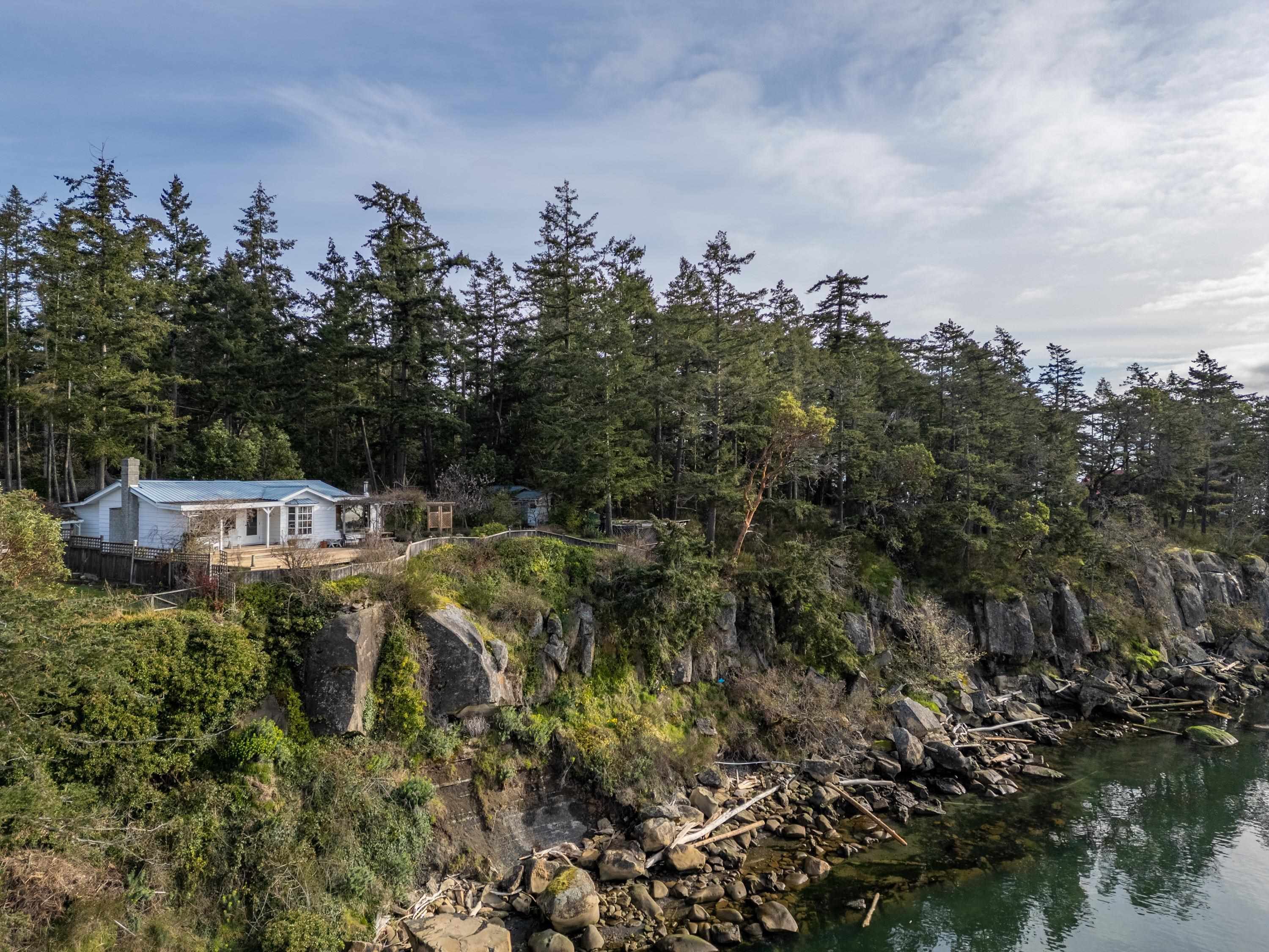 House for sale in Galiano Island, Islands-Van. & Gulf, 90 Gulf Drive, 263002683 | Realtylink.org