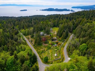 House for sale in Bowen Island, Bowen Island, 620 Laura Road, 263005521 | Realtylink.org