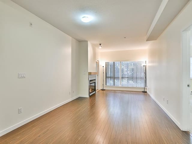 Apartment for sale in Surrey, North Surrey, 120 10866 City Parkway, 263008708 | Realtylink.org