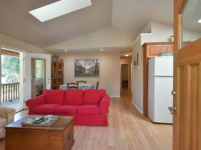 House for sale in Sechelt, Sunshine Coast, 5689 Salmon Drive, 263018122 | Realtylink.org