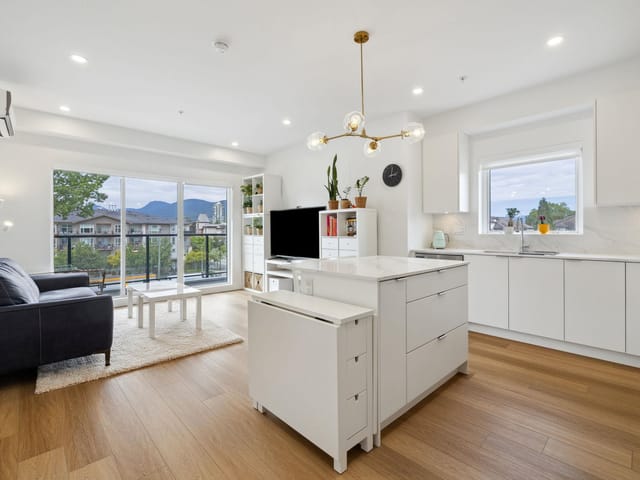 Apartment for sale in Port Coquitlam, Port Coquitlam, 401 2331 Kelly Avenue, 263022807 | Realtylink.org