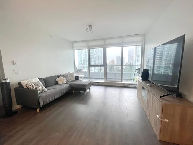 Apartment for sale in Coquitlam, Coquitlam, 1304 525 Foster Avenue, 263036487 | Realtylink.org