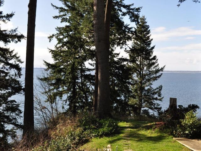 Lot for sale in Surrey, South Surrey White Rock, LT.4 12585 15 Avenue, 263036686 | Realtylink.org