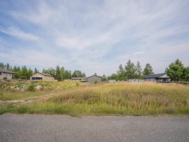 Lot for sale in Horse Lake, 100 Mile House, 6506 Grey Crescent, 263042678 | Realtylink.org
