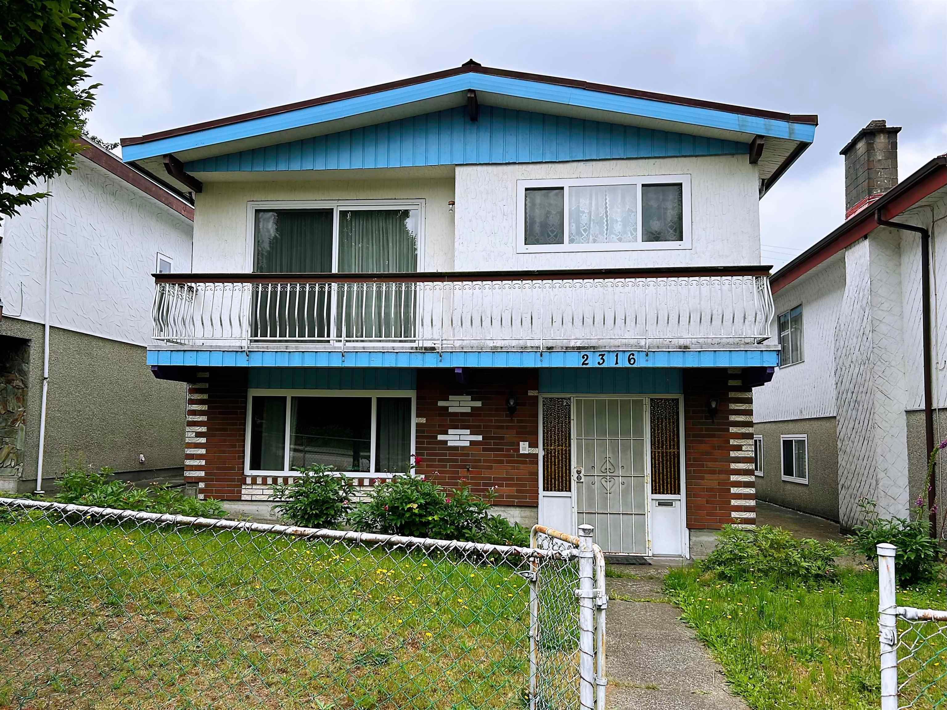 House for sale in Vancouver, Vancouver East, 2316 E 1st Avenue, 263043394 | Realtylink.org