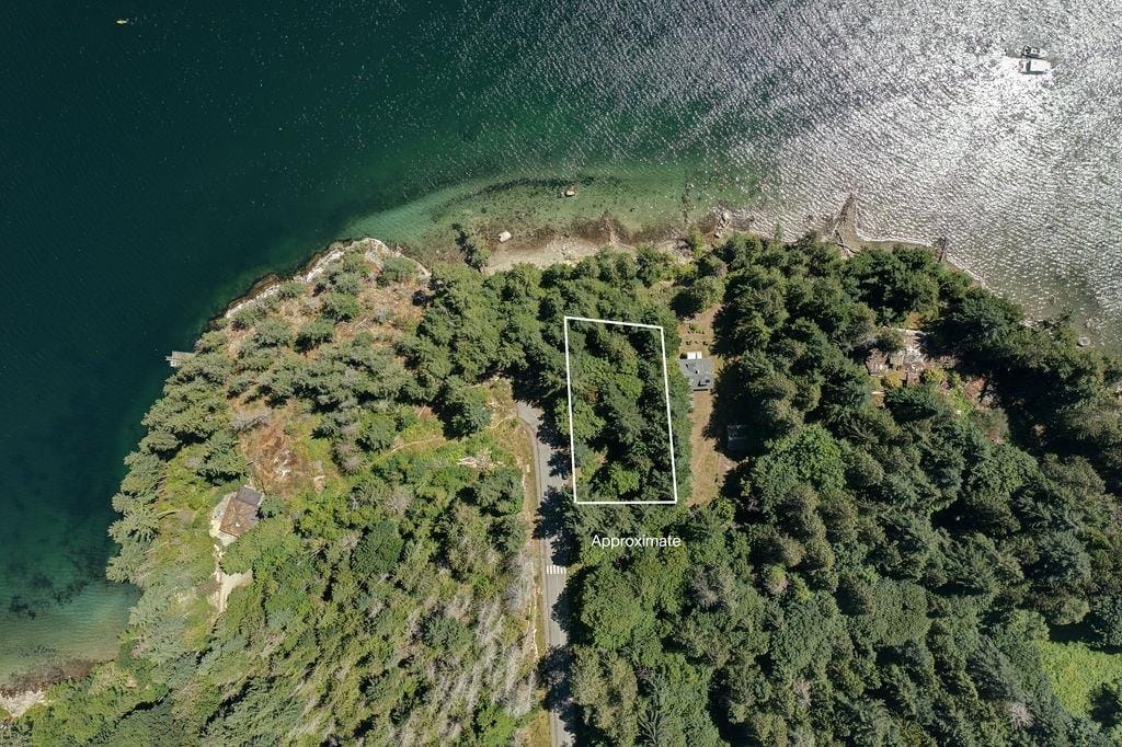 Lot for sale in Sechelt, Sunshine Coast, 6051 Kingfisher Avenue, 263044064 | Realtylink.org