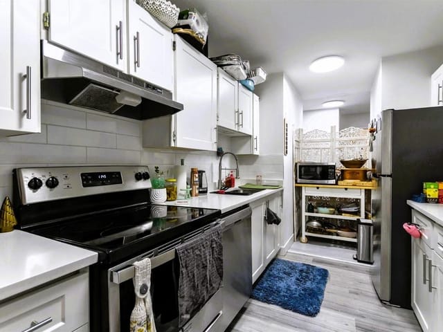 Apartment for sale in Burnaby, Burnaby South, 201 6540 Burlington Avenue, 263044893 | Realtylink.org