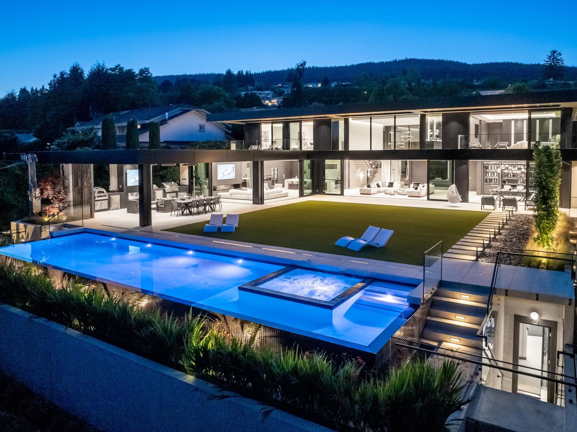 House for sale in West Vancouver, West Vancouver, 690 Knockmaroon Road, 263045740 | Realtylink.org