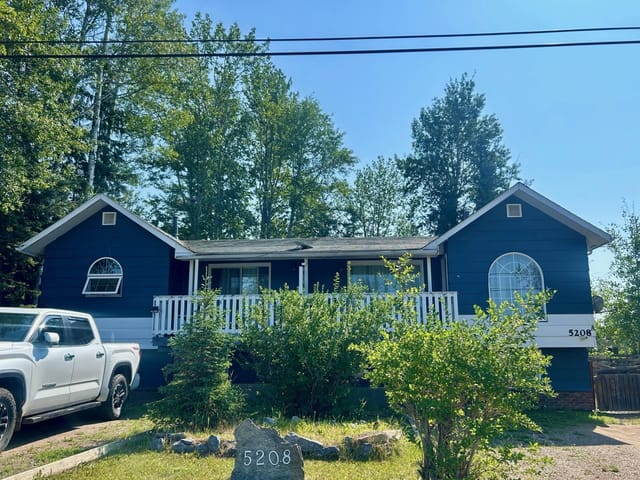 Duplex for sale in Fort Nelson, Fort Nelson, 5208 43 Street, 263048090 | Realtylink.org