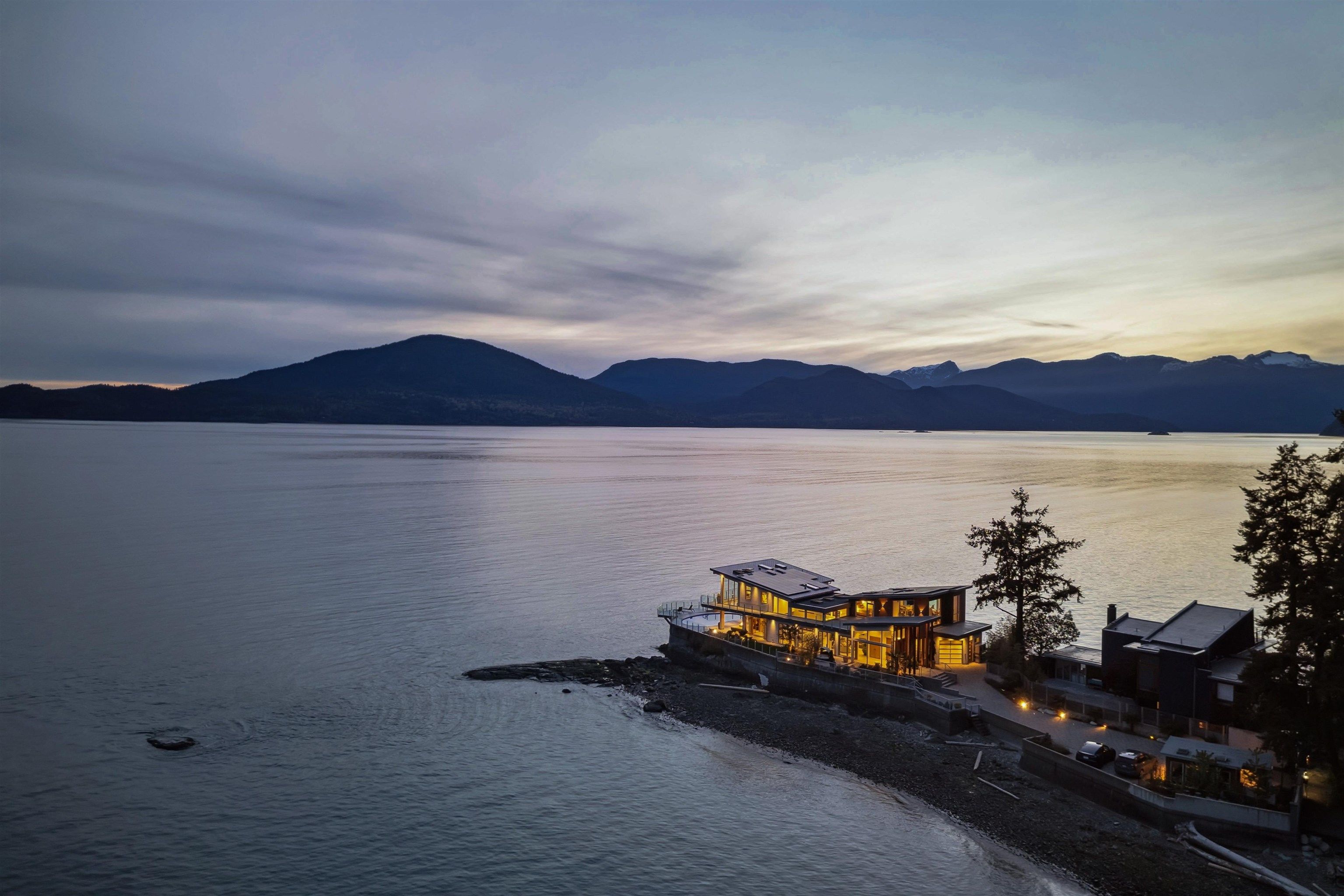 House for sale in Lions Bay, West Vancouver, 15 Brunswick Beach Road, 263048554 | Realtylink.org