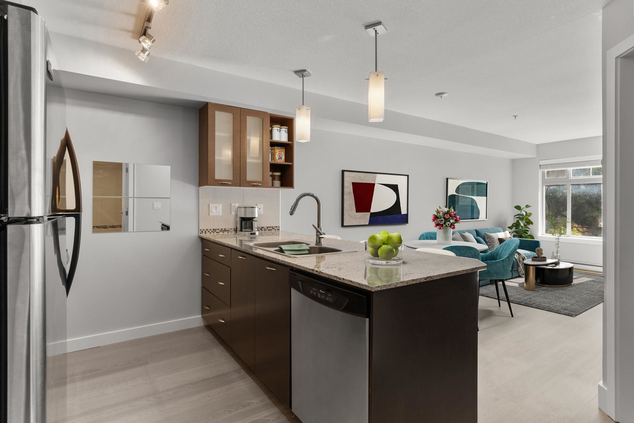 Apartment for sale in Abbotsford, Abbotsford, 210 2233 McKenzie Road, 263048605 | Realtylink.org