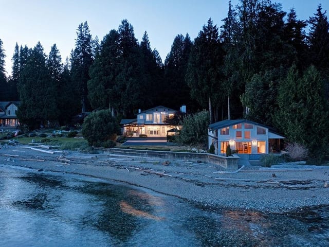 House for sale in Roberts Creek, Sunshine Coast, 3177 Beach Avenue, 263050728 | Realtylink.org