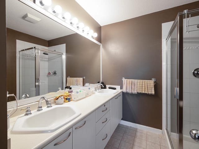 Townhouse for sale in Richmond, Richmond, 28 3711 Robson Court, 263051071 | Realtylink.org