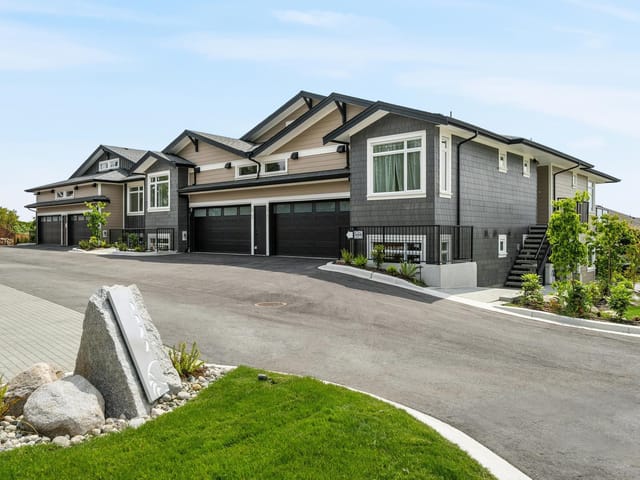 Townhouse for sale in Sechelt, Sunshine Coast, 7 5522 McCourt Road, 263051452 | Realtylink.org