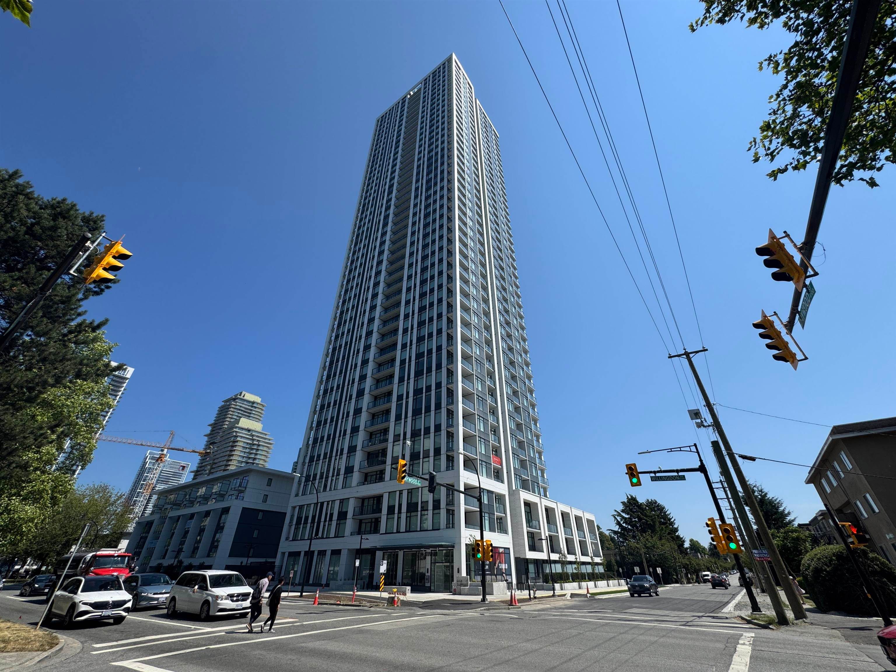 Apartment for sale in Burnaby, Burnaby South, 1007 6468 Willingdon Avenue, 263052562 | Realtylink.org