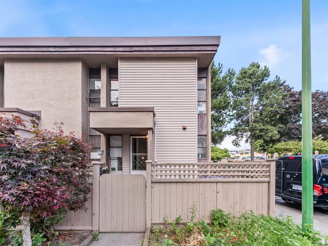 Townhouse for sale in Surrey, North Surrey, 76 13756 Central Avenue, 263052936 | Realtylink.org