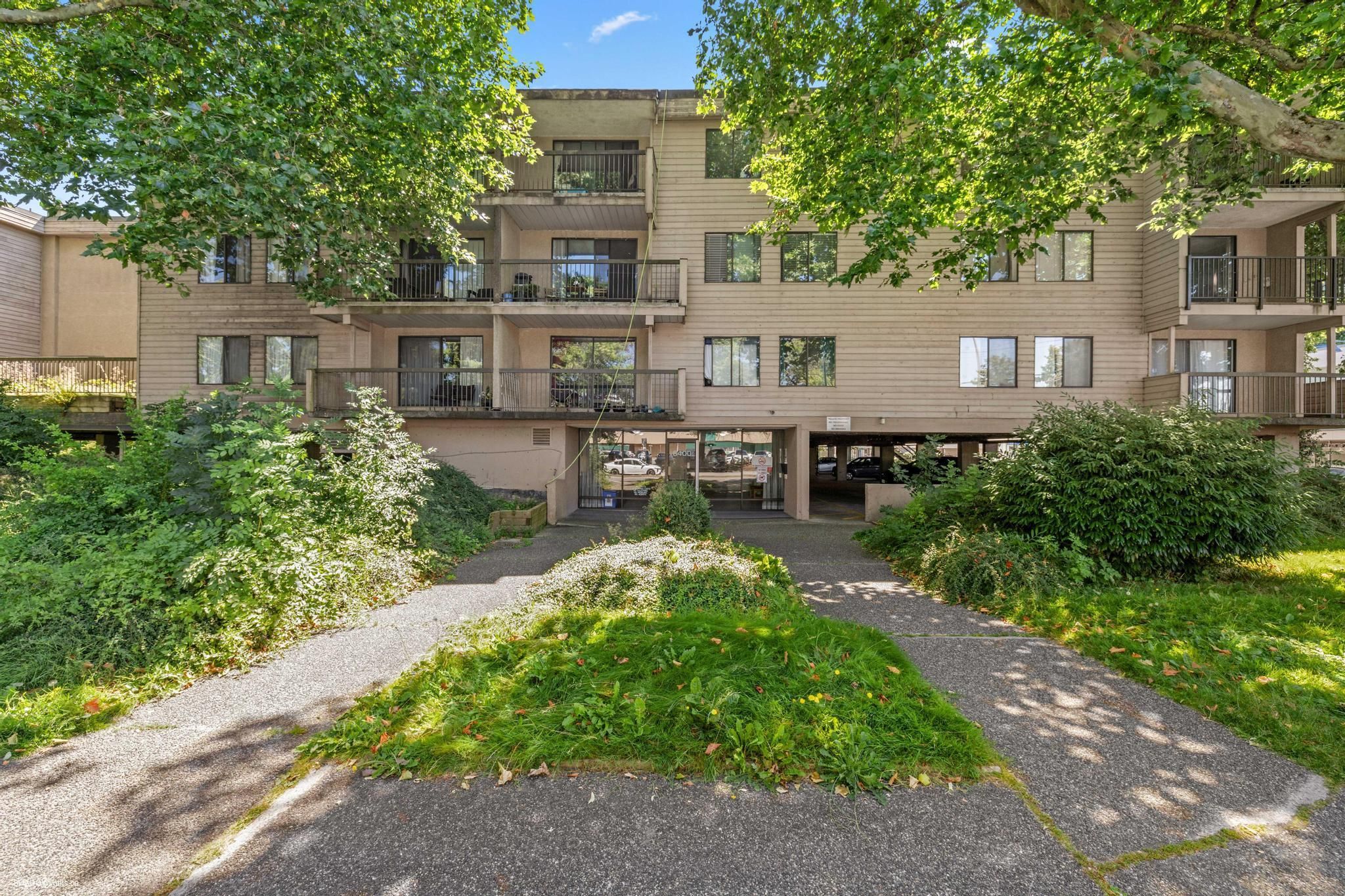 Apartment for sale in Richmond, Richmond, 211 8400 Lansdowne Road, 263053962 | Realtylink.org