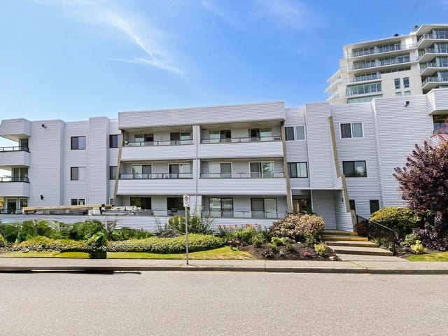 Apartment for sale in White Rock, South Surrey White Rock, 303 1341 George, Street, 263054382 | Realtylink.org