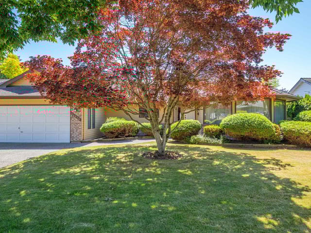 House for sale in Surrey, South Surrey White Rock, 14076 19a Avenue, 263054711 | Realtylink.org